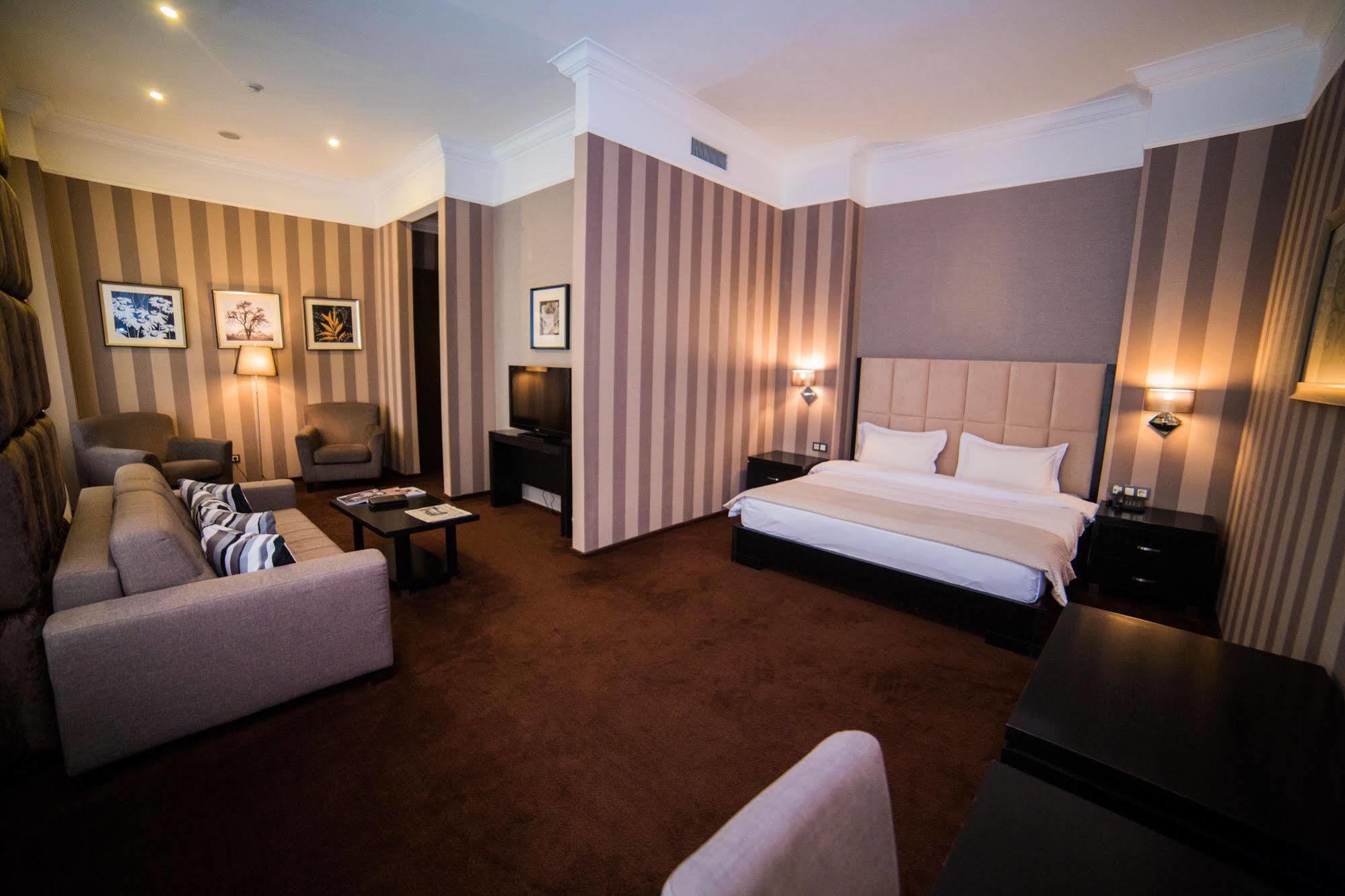 Jelsomino Boutique Hotel أستانا المظهر الخارجي الصورة